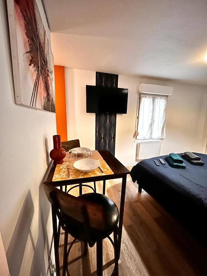 דירות Charmant Studio En Plein Centre Ville De שארטר מראה חיצוני תמונה